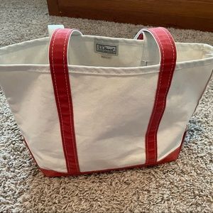 Classic LLBean Boat & Tote with red-orange long straps